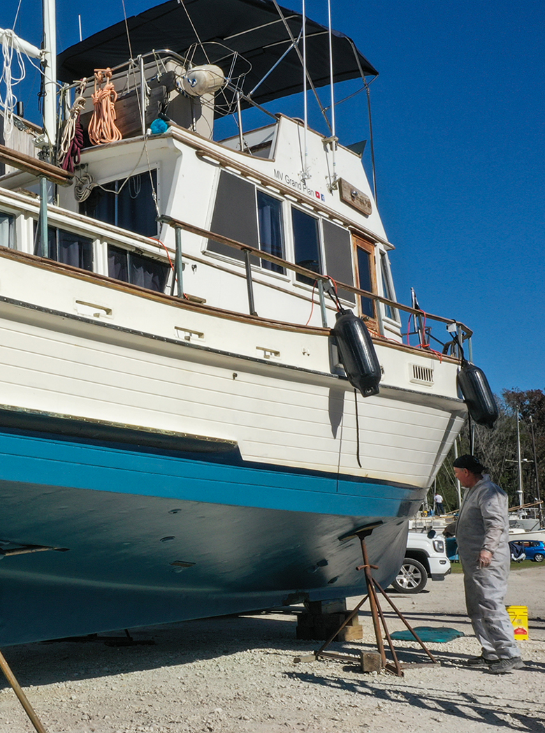 Gibson-Dry-Dock-St-Johns-River-Marina-San-Mateo-Putnam-County-River-Boat-Storage-Contact 2